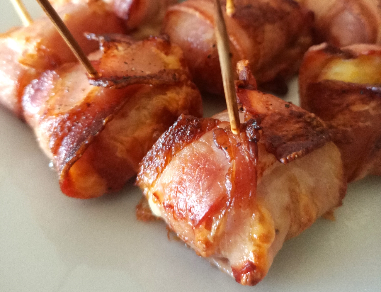 Tater-Tot-Bacon-Bombs-Horizontal-1