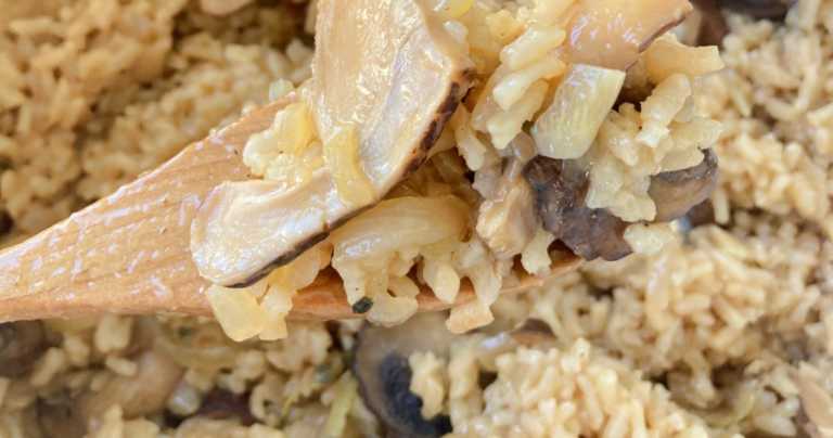 Caramelized Onion and Mushroom Oven Risotto