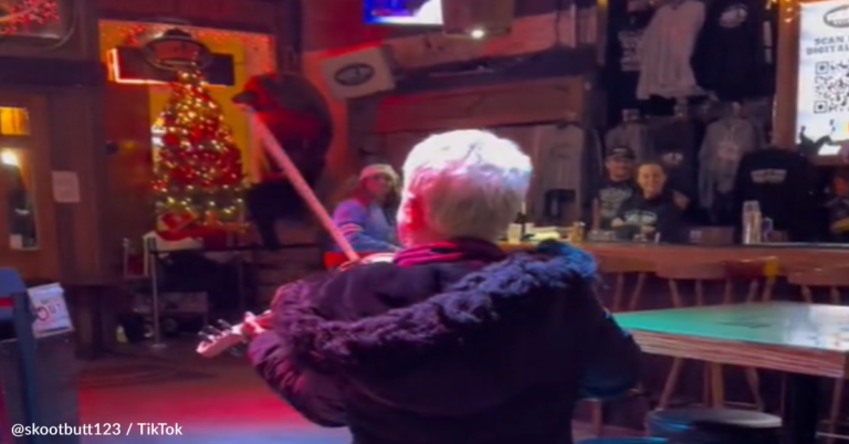 Band Hands Fiddle Off To A Random Mom In The Crowd And She Stuns Everyone