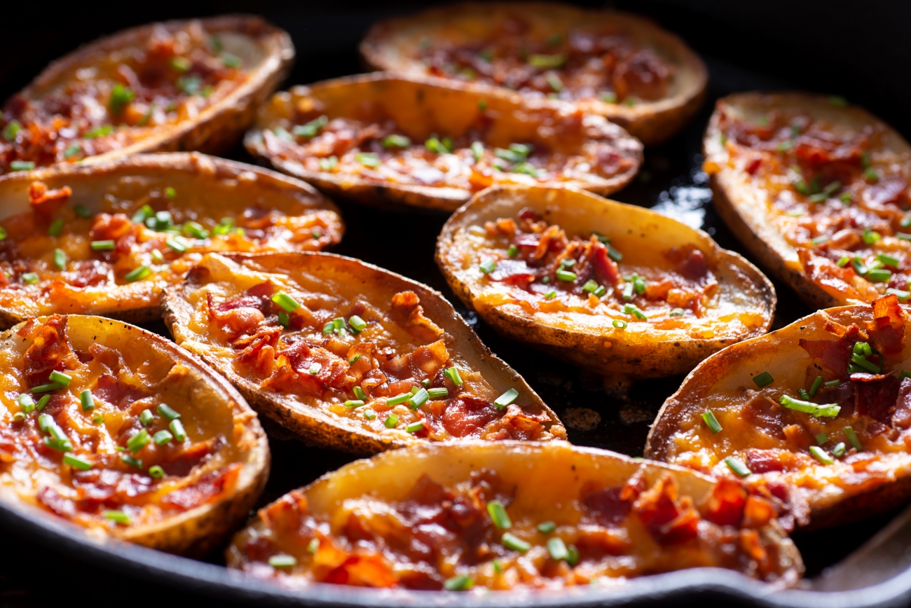 Skillet Loaded Potato Skins Horizontal 1