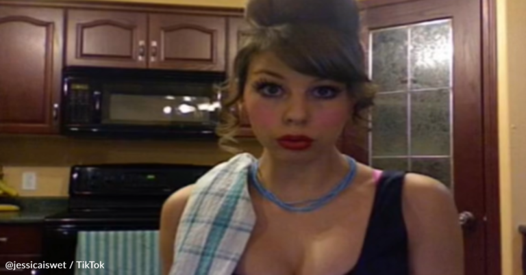 Woman Shares Throwback Photos Of Teen Years That People Can’t Believe
