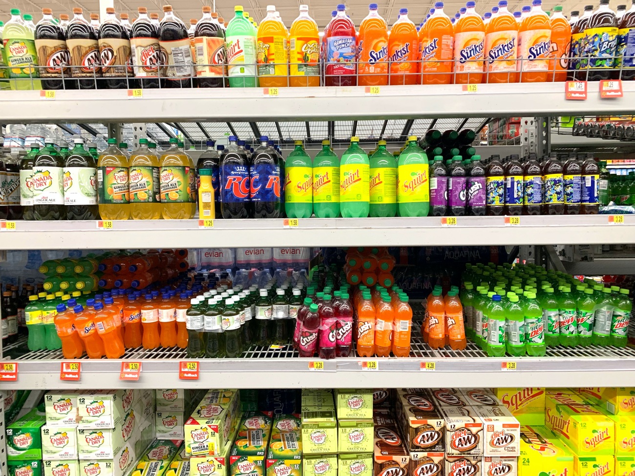 soda on supermarket shelves