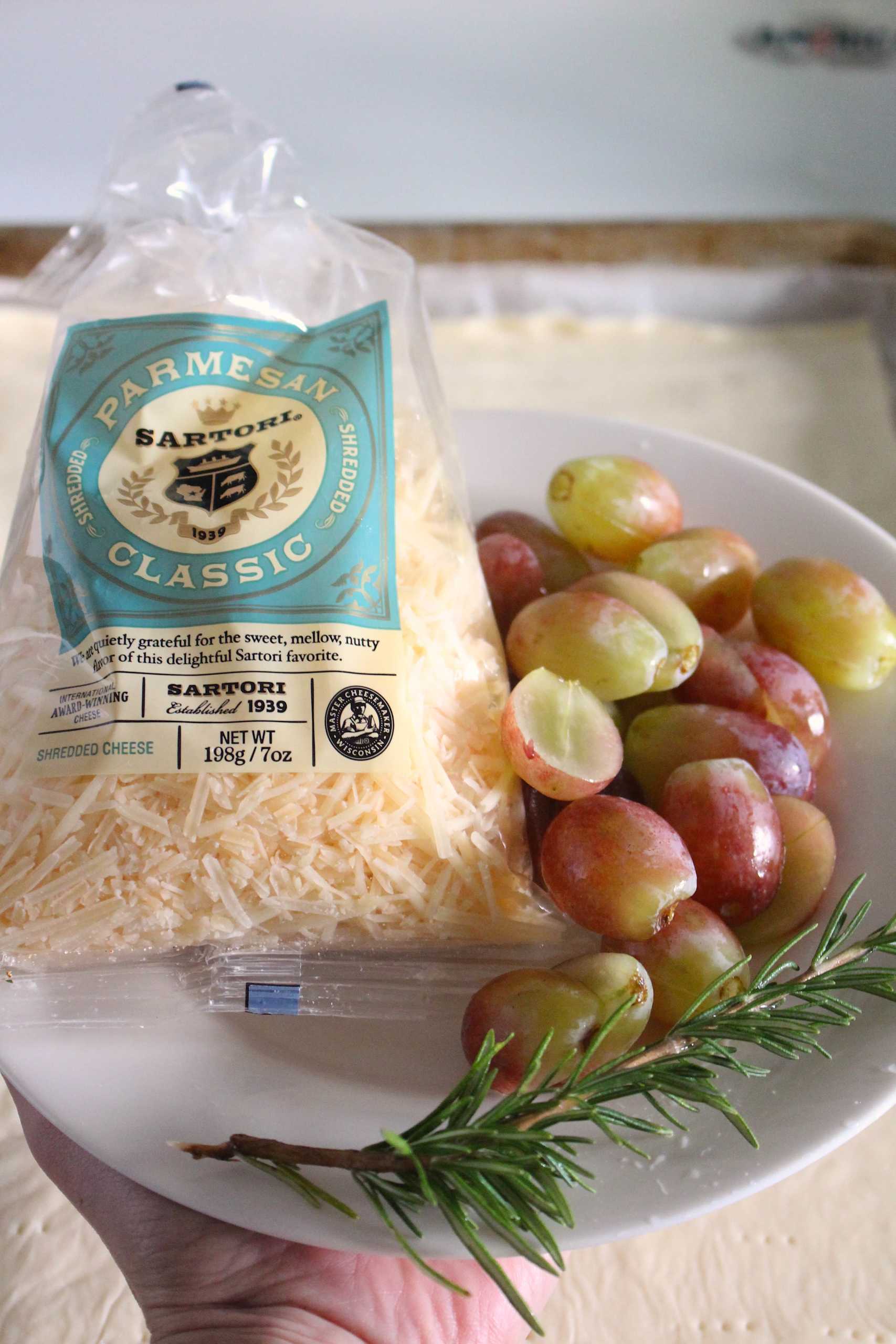 grape flatbread 2-min