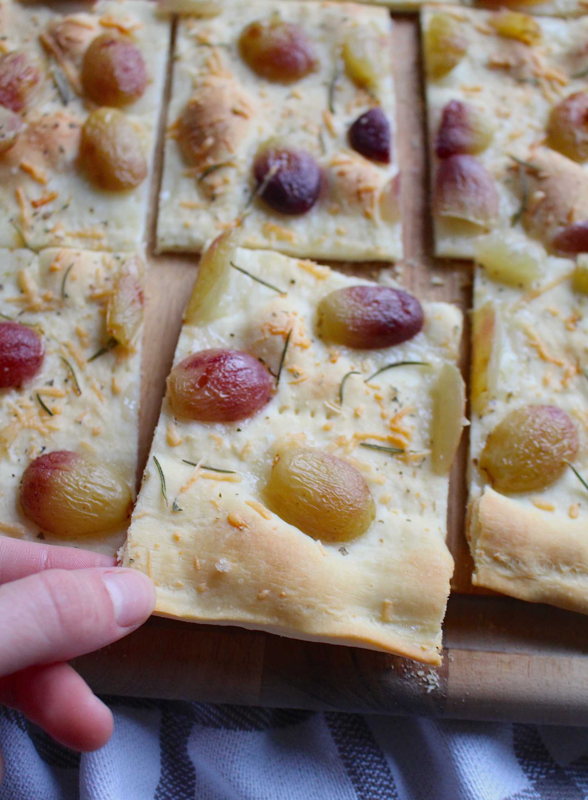 grape flatbread 11-min