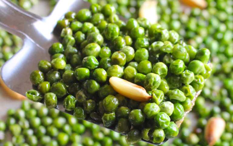 Brown Butter & Garlic Roasted Peas