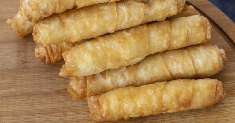 Turkish Cheese Rolls (Sigara Boregi)