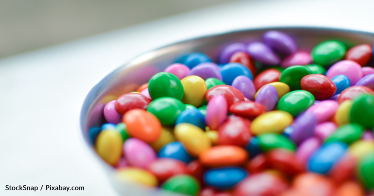M&M’s Released A White Chocolate Strawberry Shake Flavor Just In Time For Valentine’s Day