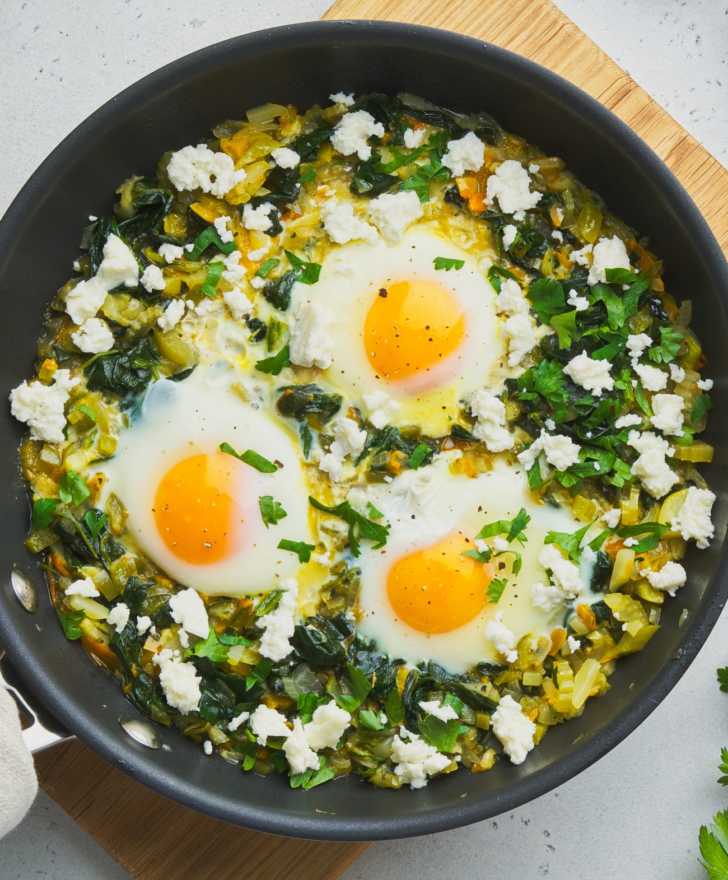 One Pan Green Shakshuka | 12 Tomatoes