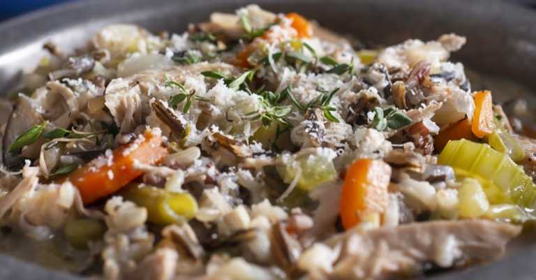 Hearty Chicken and Wild Rice Soup