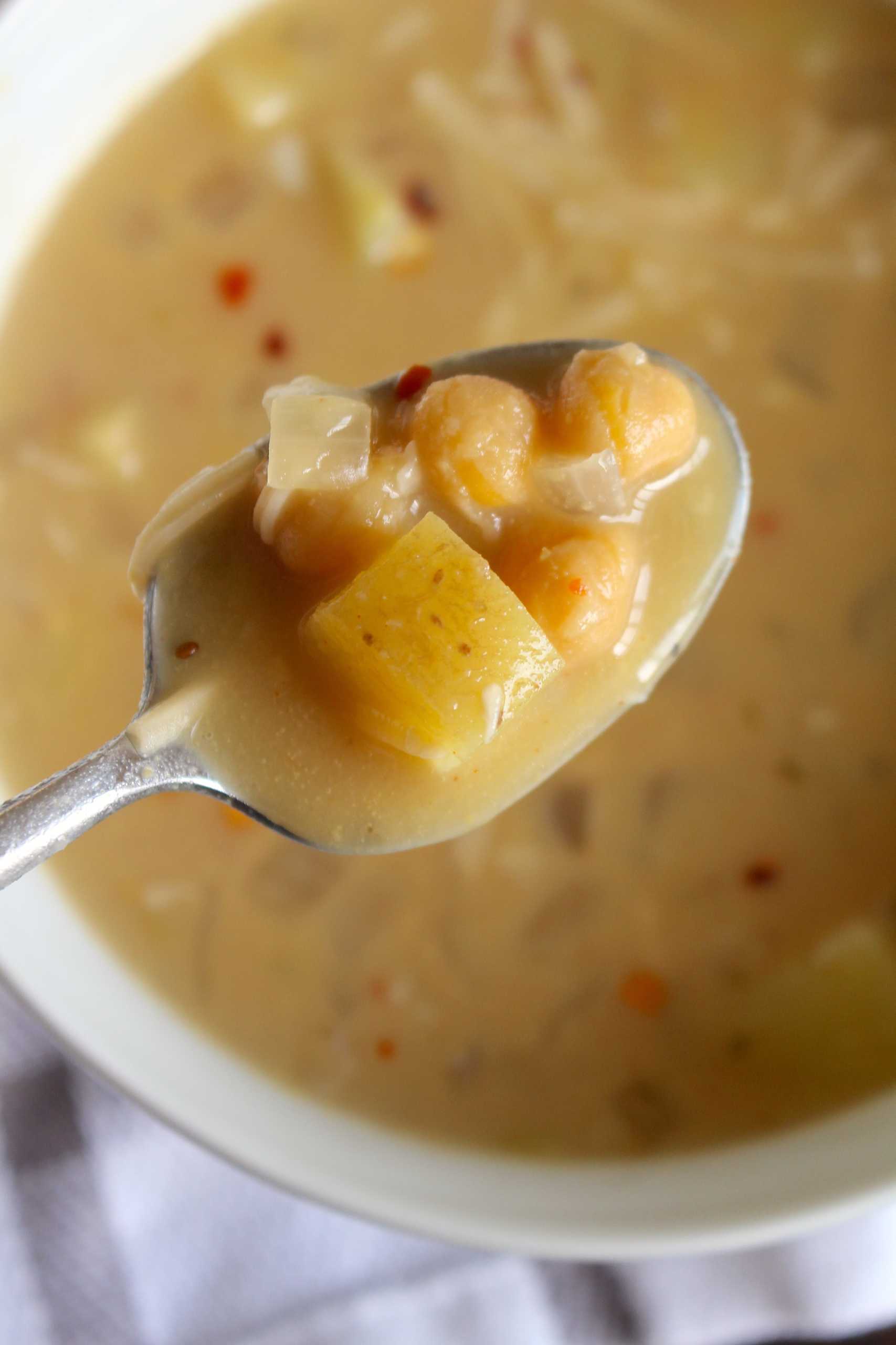 Garlic Chickpea Soup 7-min