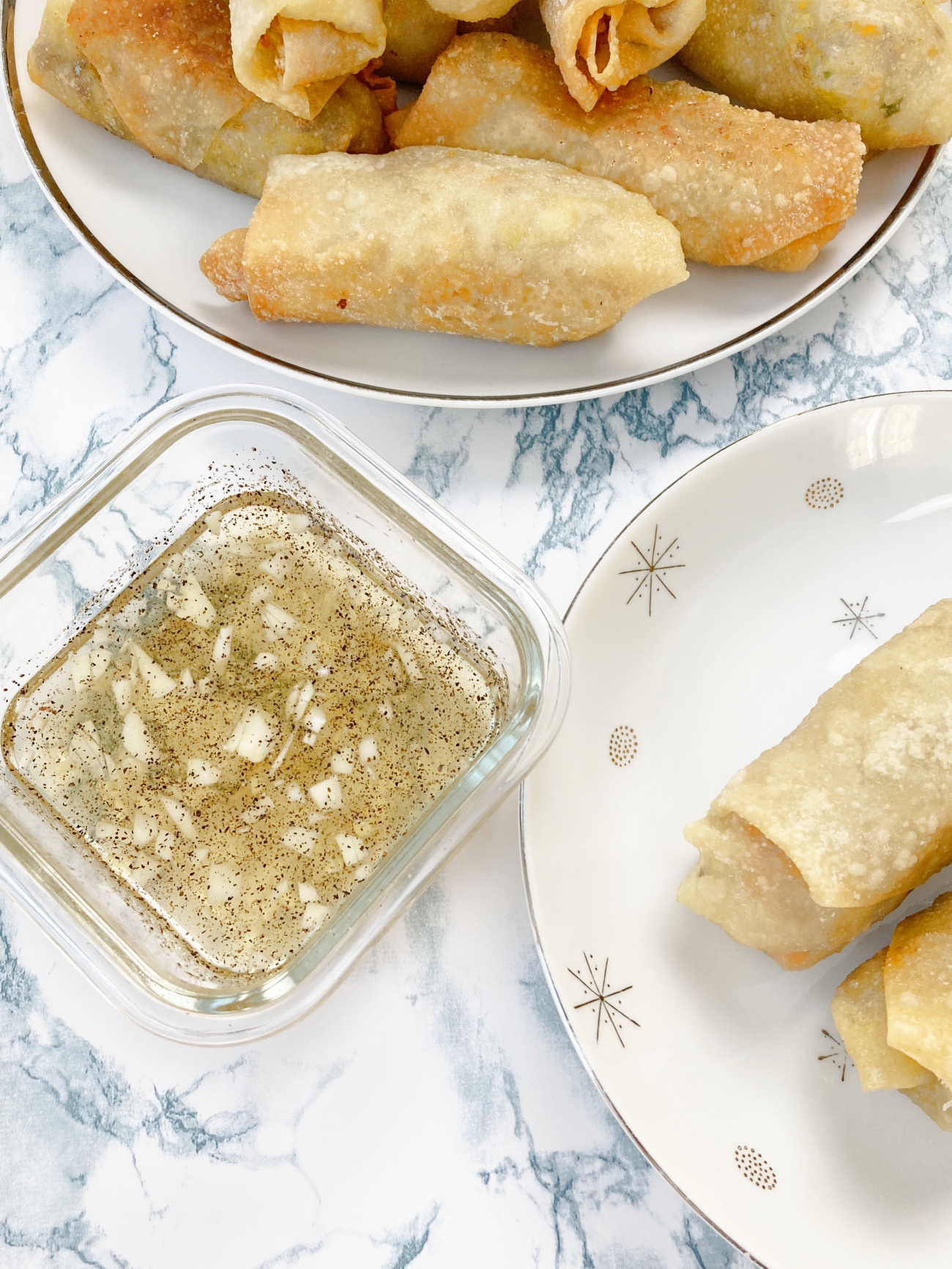 Lumpia with Garlic Sauce