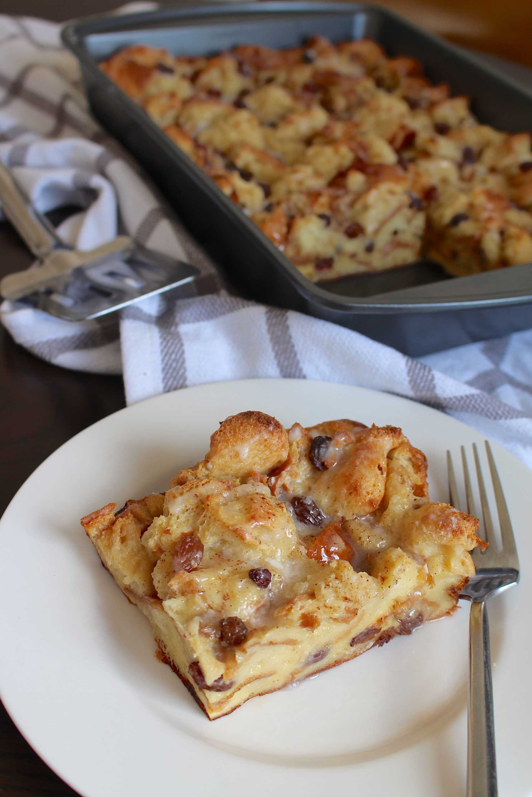 Cinnamon Raisin Bread Pudding 13-min