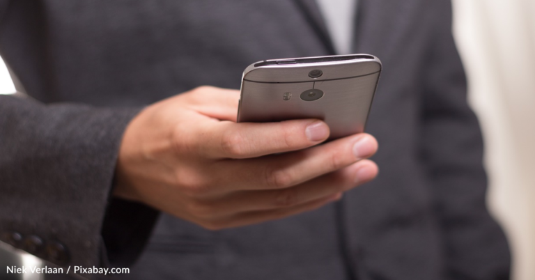 Marketing Guru Shares The “Right” Way To Call Out Of Work