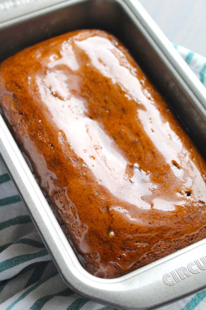 Sticky Jamaican Ginger Cake 12 Tomatoes 0389