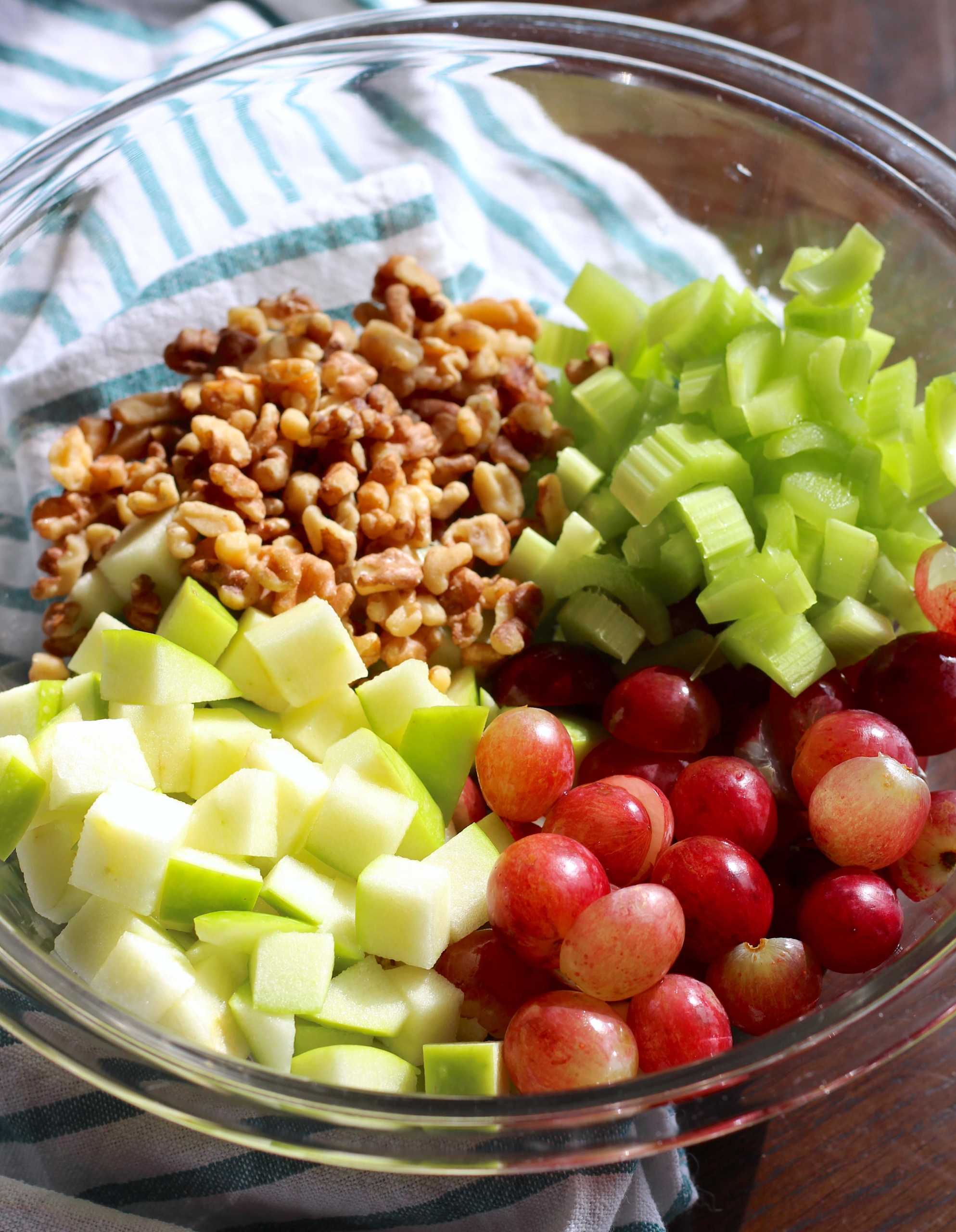 waldorf salad 1-min