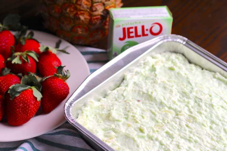 Pistachio Pineapple Dip