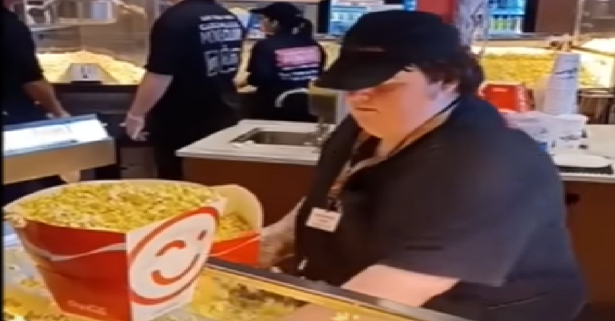 Popcorn Guy' Goes Viral On TikTok For His Popcorn-Serving Skills