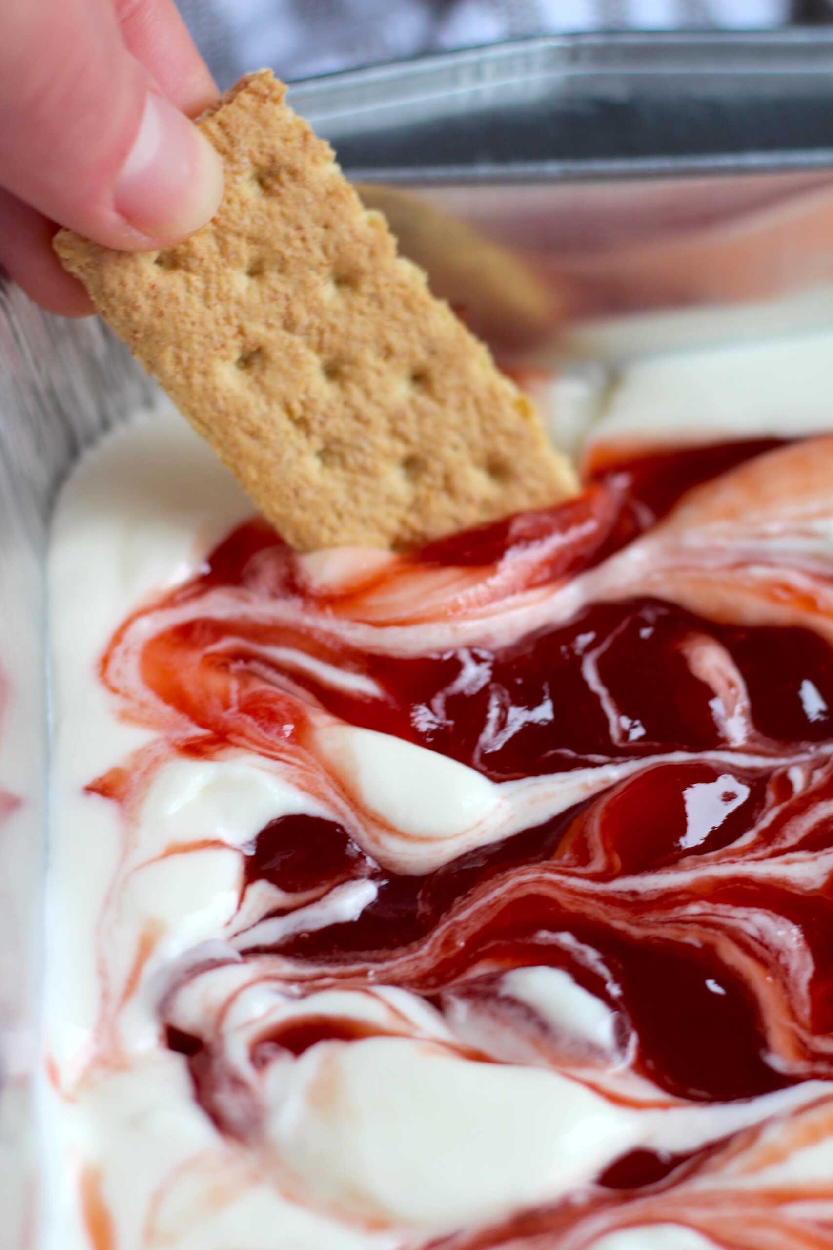 strawberry Cheesecake Dip 6-min