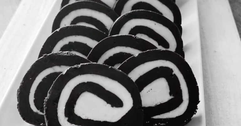 Oreos Plus Milk Equals A No-Bake Swiss Roll Cake? Yes It Actually Does!