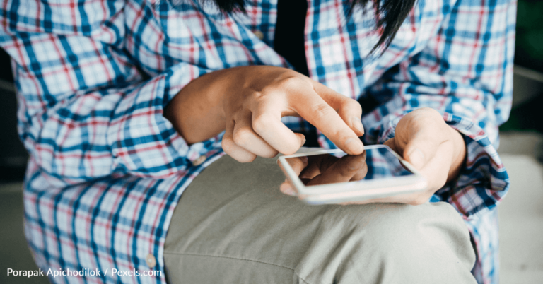 Mobile Service Providers To Block Scam Texts Per New FCC Rule