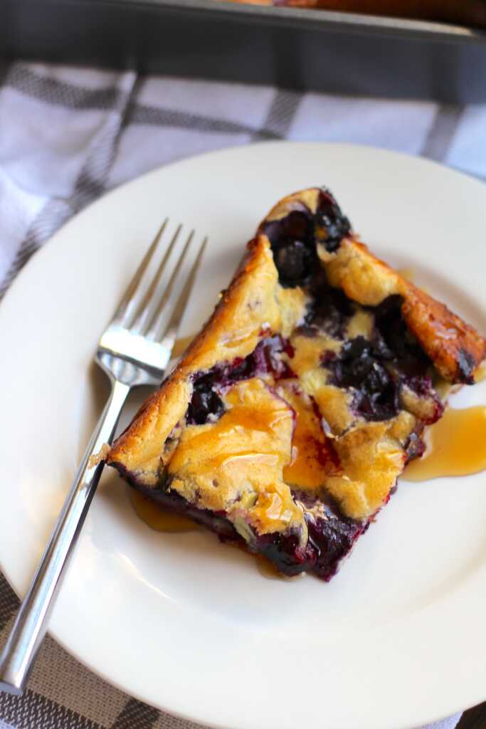 Blueberry Dutch Baby Bake | 12 Tomatoes