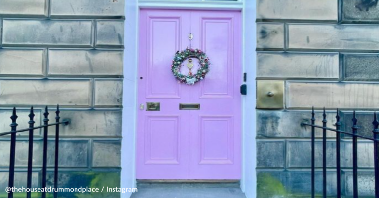 Woman Faces Huge Fine After Mistakenly Painting Her Front Door Pink