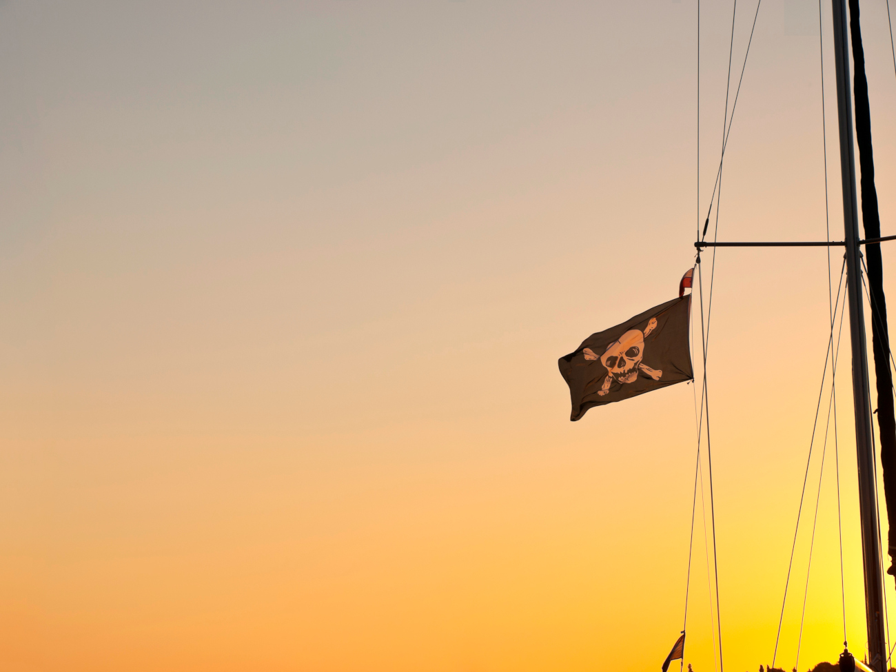 7 Most Popular Pirate Symbols And Their Meanings - Surflegacy