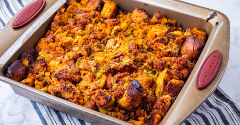 Hawaiian Roll Sausage Stuffing