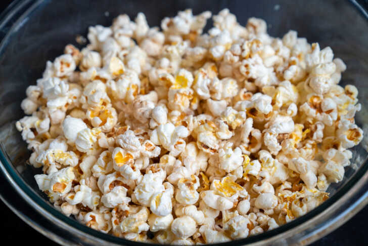 How to make movie theater popcorn! 