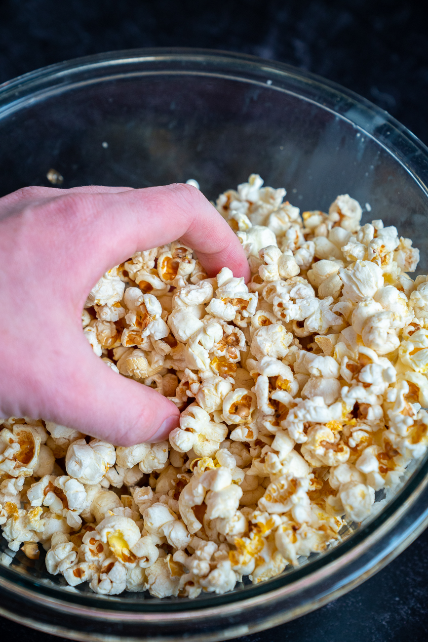 Stovetop Popcorn - Better Than Movie Theatre • Tasty Thrifty Timely