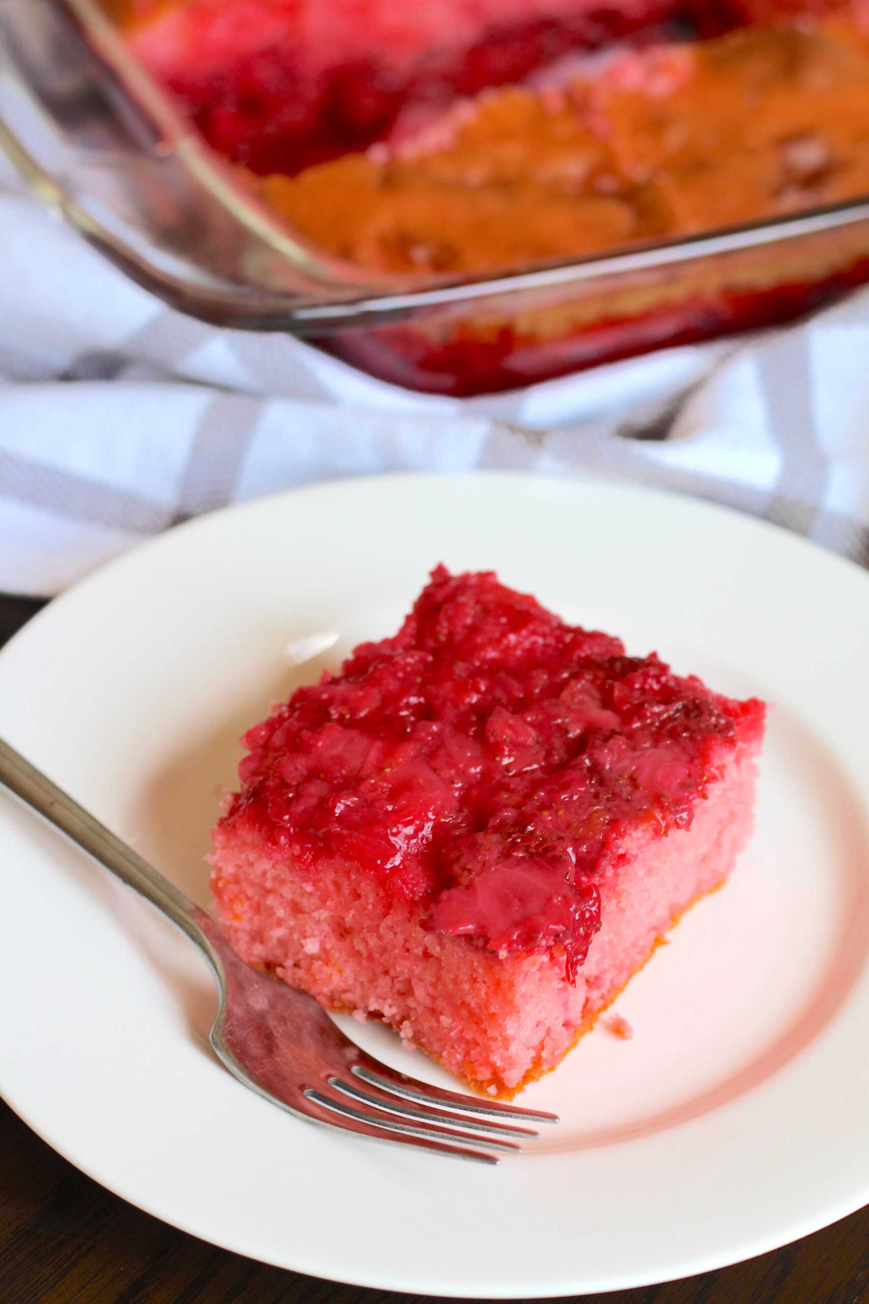 Strawberry Upside Down Cake 8-min
