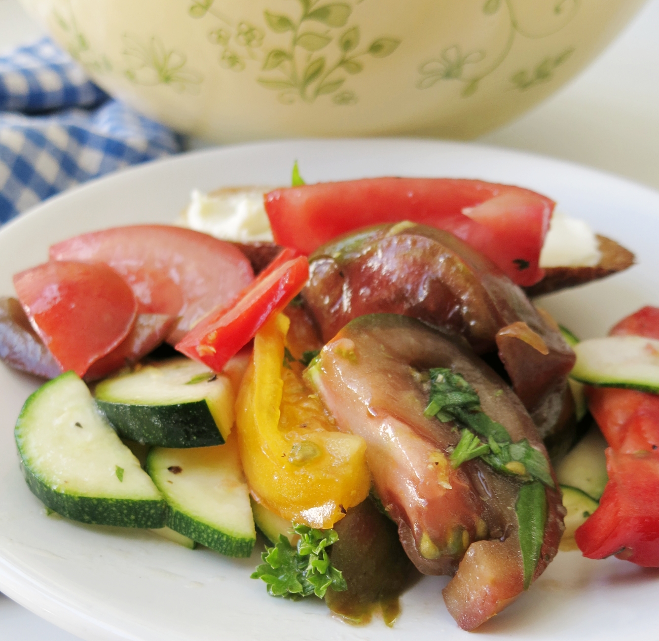 Heirloom Tomato Zucchini Salad
