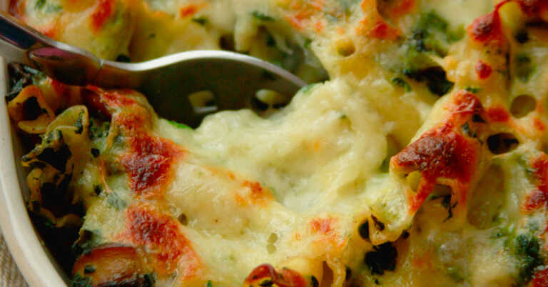 Quick Spinach And Mushroom Pasta Bake