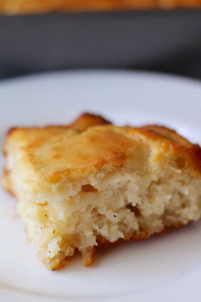 Garlicky Butter Bath Biscuits 12 Tomatoes