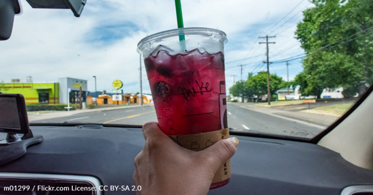 Starbucks Fans Are Outraged With A $1 Price Increase