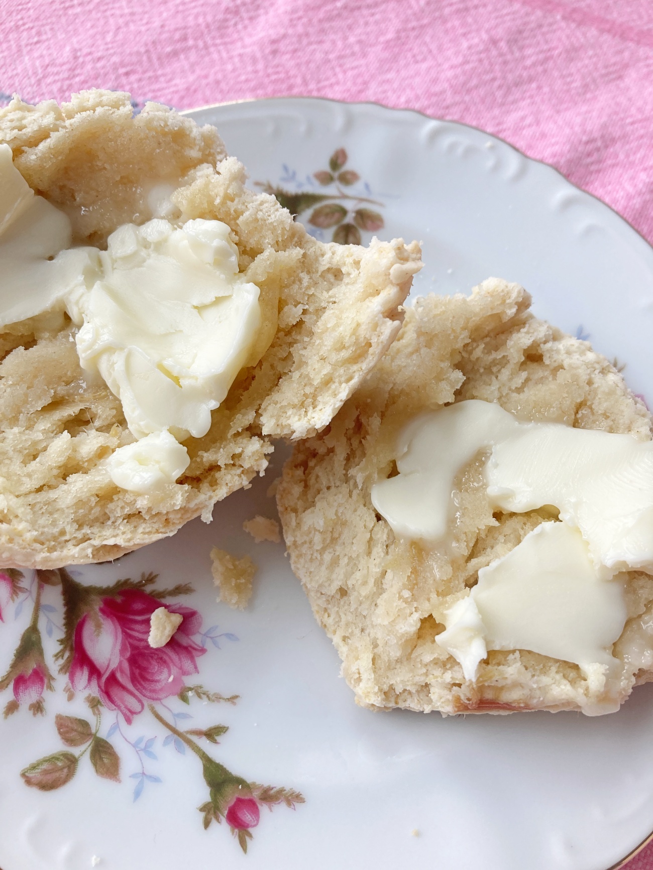 Rhubarb Scones