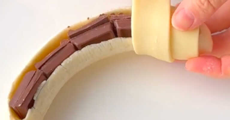 Banana Boats Are Made Doubly Delicious With This Store Bought Ingredient