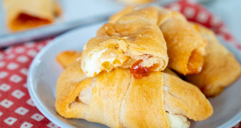 Cream Cheese Pepper Jelly Crescent Rolls