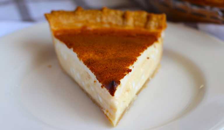 Amish Cottage Cheese Pie