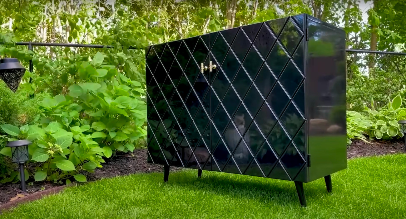 Curbside Garbage Day Pick Up Transforms Into Chic Furniture 12 Tomatoes   Cabinet 08 