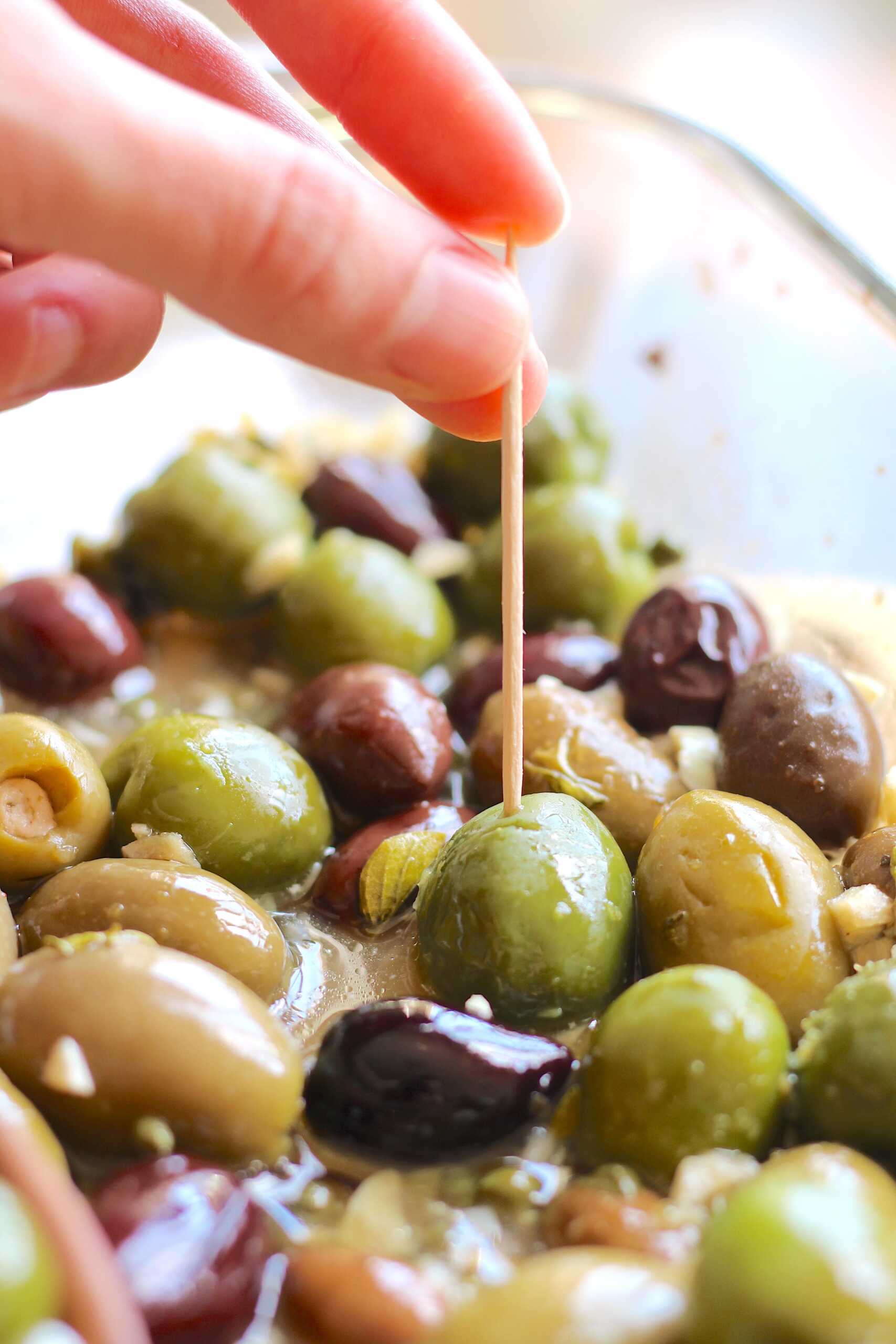 Garlic Roasted Olives 1-min