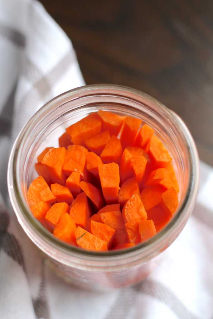 Quick Pickle Carrots | 12 Tomatoes