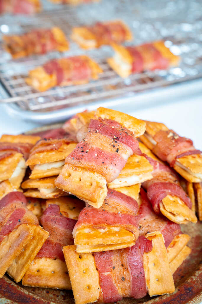 Cream Cheese Bacon Crackers | 12 Tomatoes