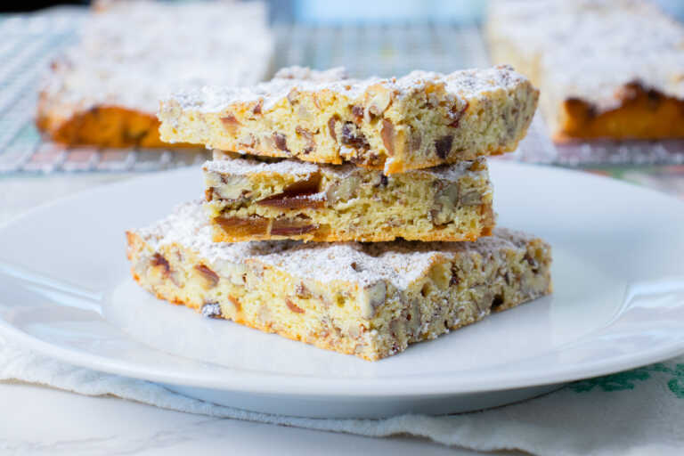 Date Nut Bars
