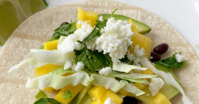 Easy Black Bean Mango Tacos