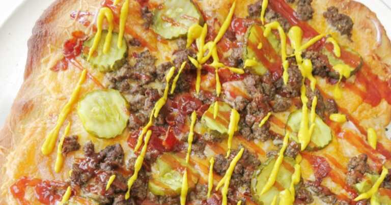 Bacon Cheeseburger Pizza