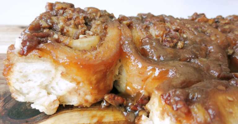 Sticky Toffee Sweet Rolls
