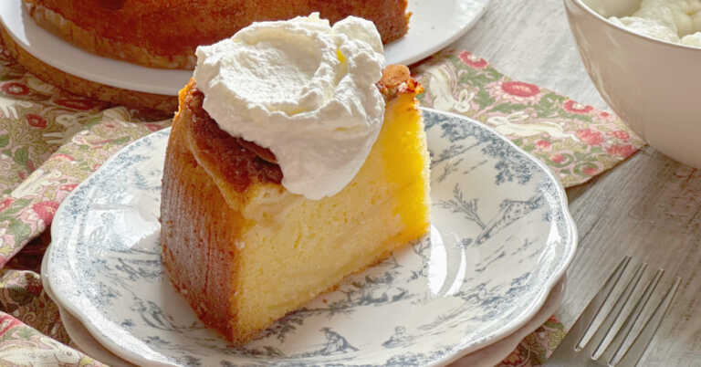 Norwegian Apple Cake (Eplekake)
