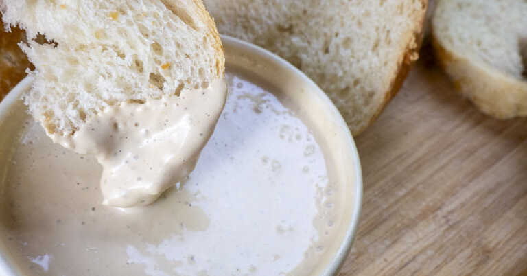 Creamy Balsamic Bread Dip