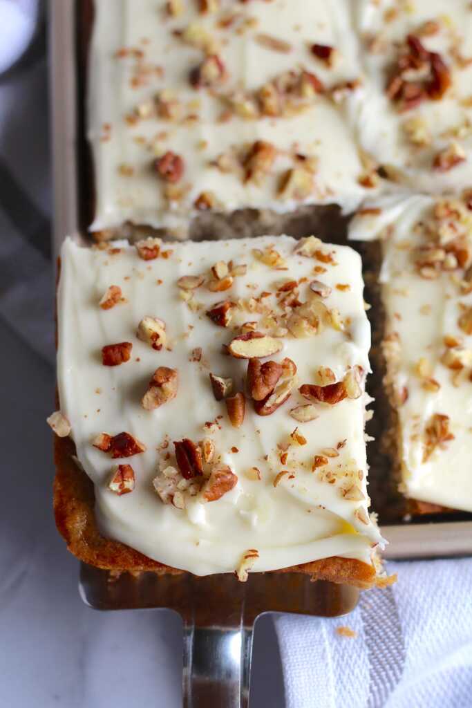 Hummingbird Sheet Cake | 12 Tomatoes